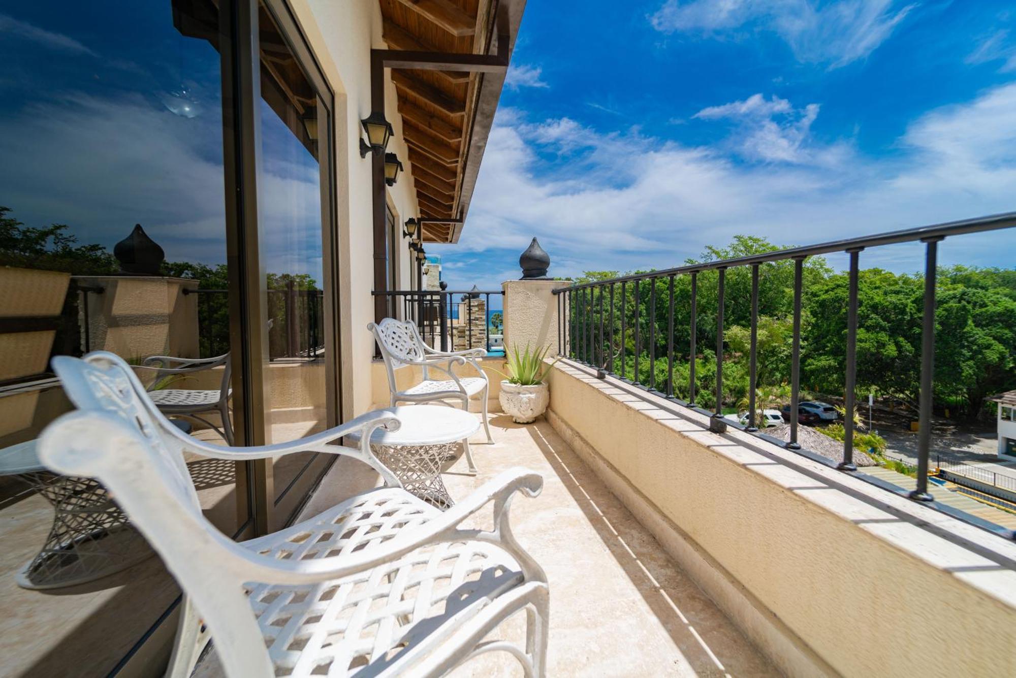 Suites At Grand Laguna Beach By Calisto Stays Sosúa Pokoj fotografie