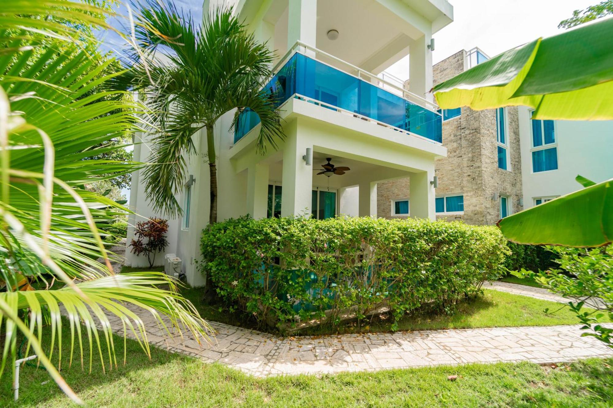 Suites At Grand Laguna Beach By Calisto Stays Sosúa Pokoj fotografie